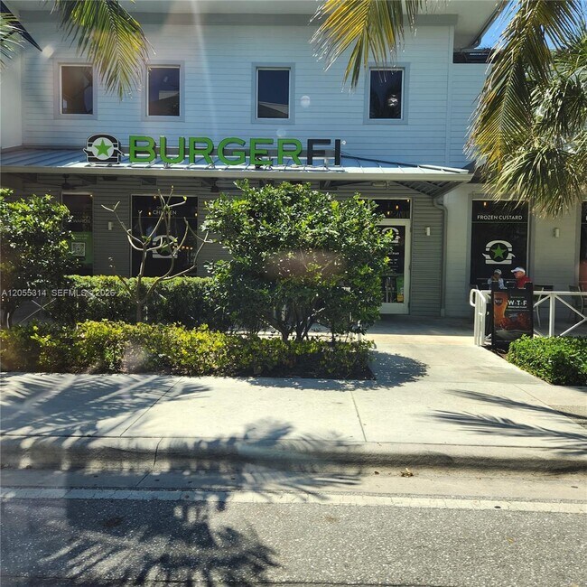 Building Photo - 839 S Ocean Blvd