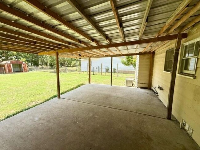 Building Photo - 3716 Parkwood St