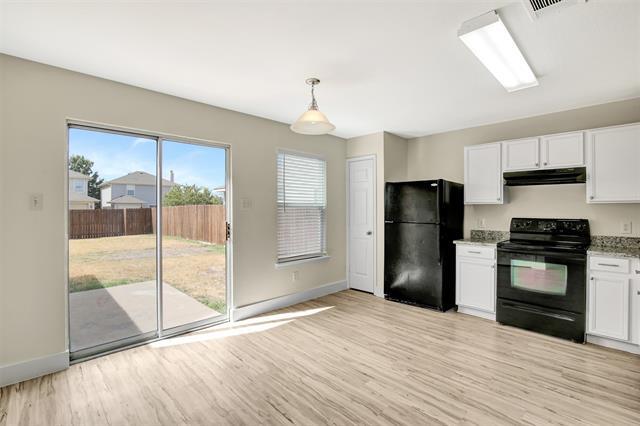 Building Photo - 7009 Wind Row Dr