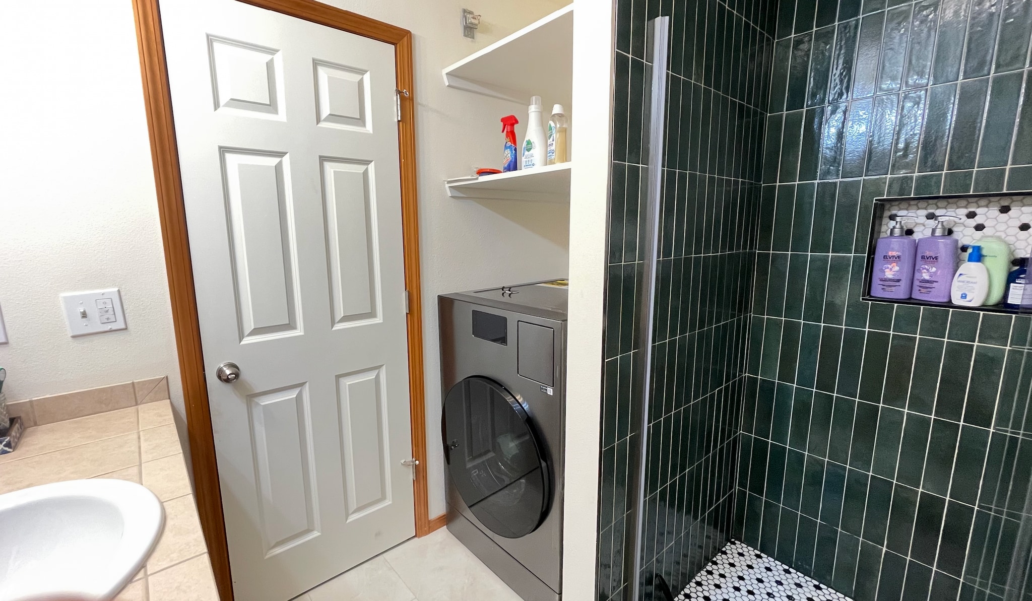 Building Photo - 18521 Stone Ave N