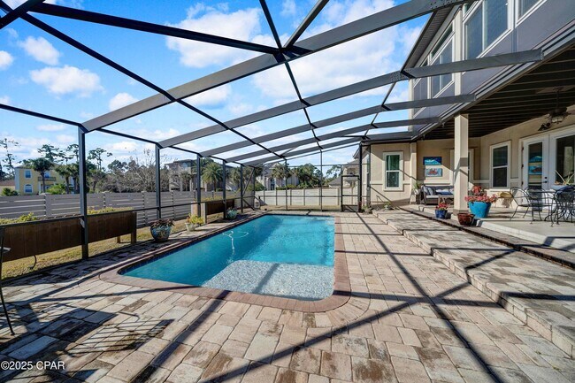 Building Photo - 540 Wahoo Rd