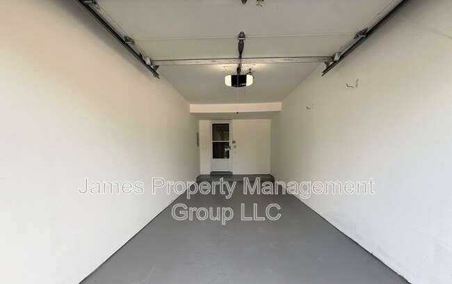 Building Photo - 1062 Hampton Harbor