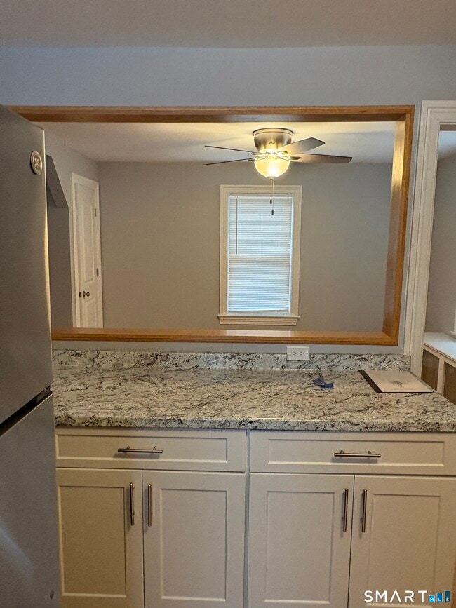 Building Photo - 45 Mead Ave