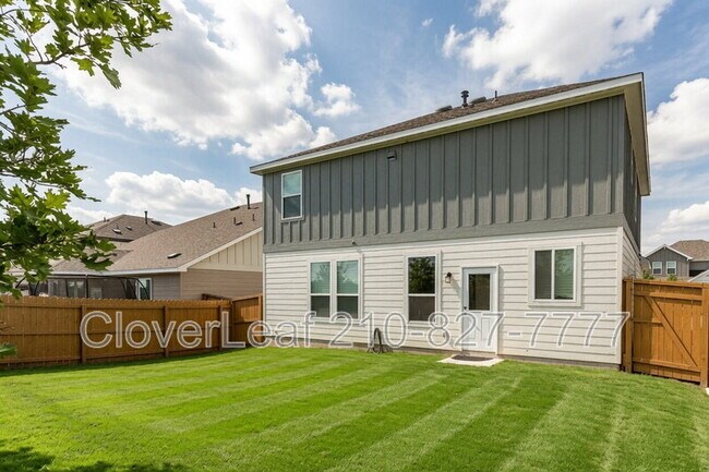 Building Photo - 165 Acorn Cir
