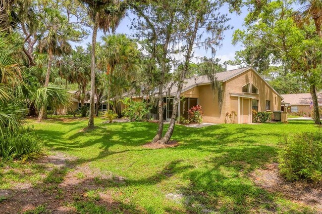 Building Photo - 4949 Village Garden Dr