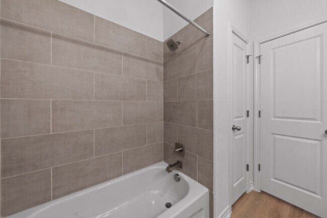 Building Photo - 7310 Caladium Dr