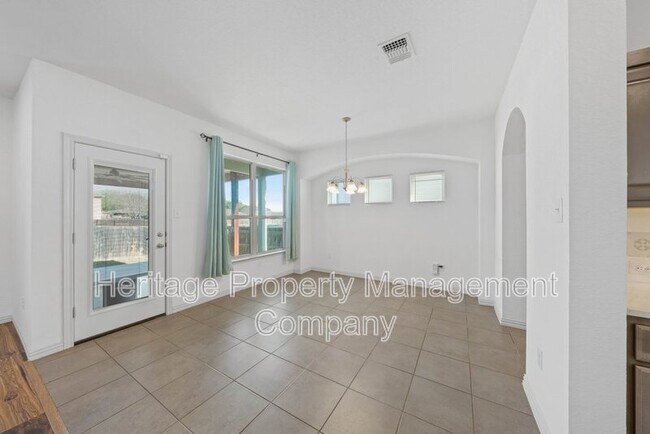 Building Photo - 9683 Shorebird Ln