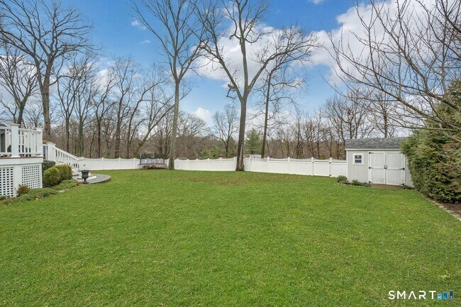 Building Photo - 51 Ledgewood Dr