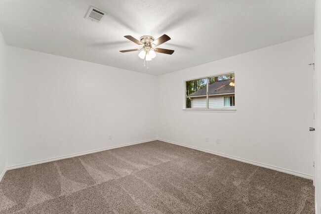 Building Photo - 14826 N Eldridge Pkwy