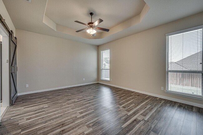 Building Photo - 438 Brookdale Dr