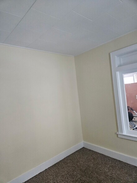 Building Photo - 71 N Genesee St