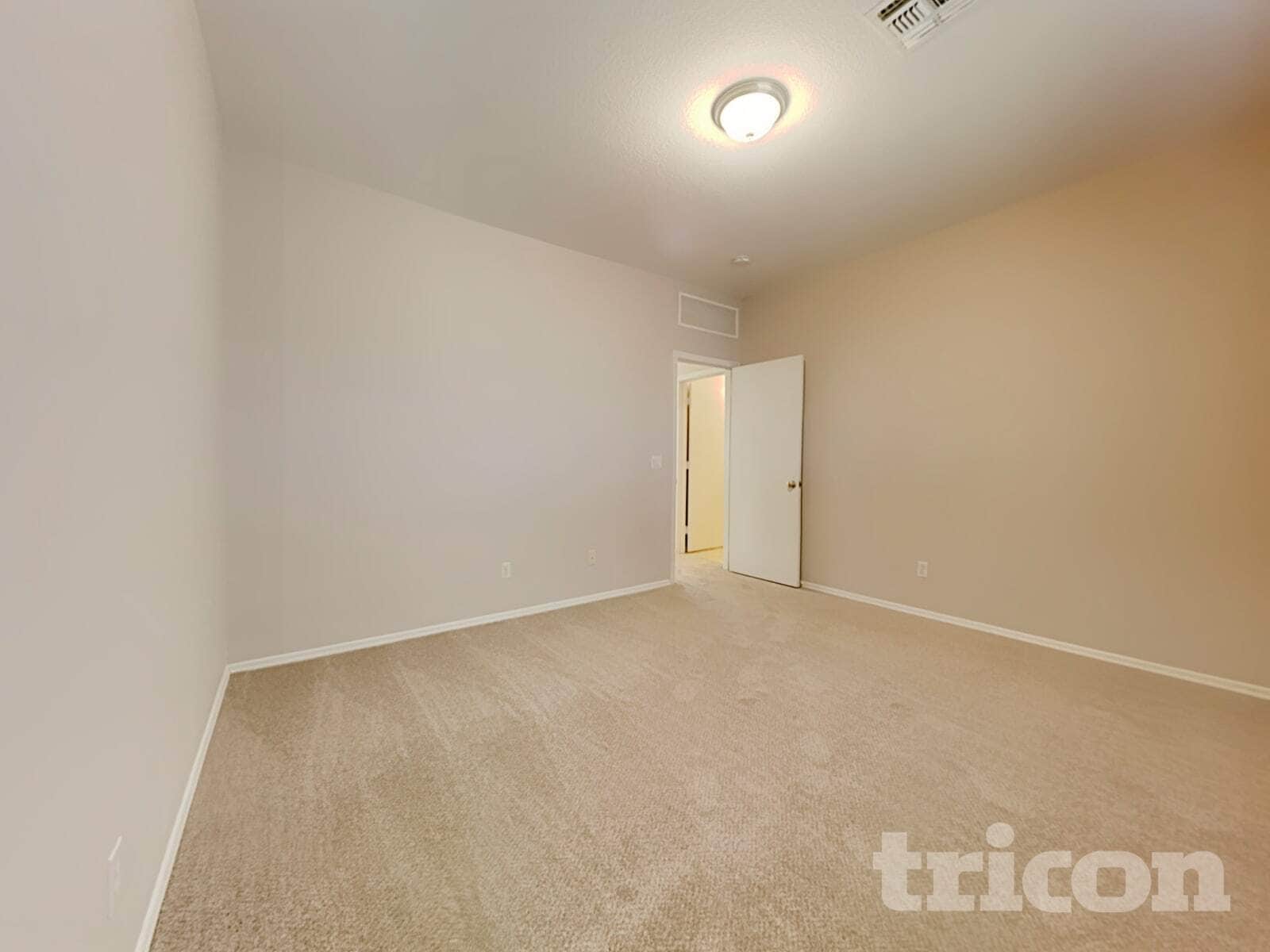 Building Photo - 14415 N 132nd Dr