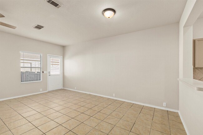 Building Photo - 16818 Pine Castle Dr
