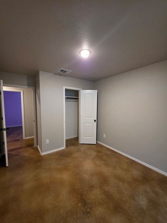 Building Photo - 3103 Goblin Dr