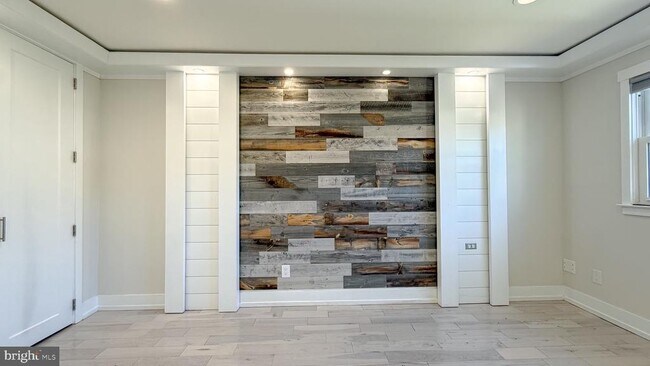 Building Photo - 10 Cedarbrook Dr