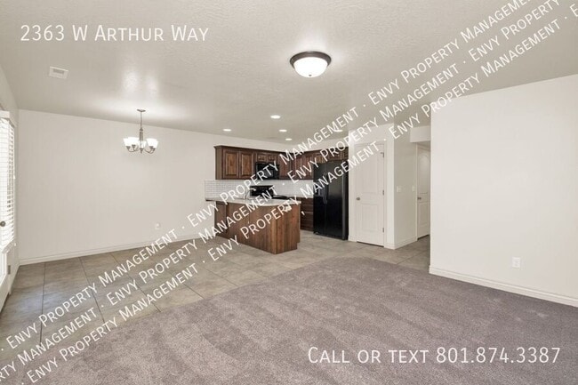 Building Photo - 2363 Arthur Way