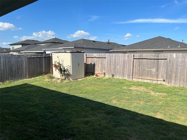Building Photo - 12711 Sydenham Hl Ln