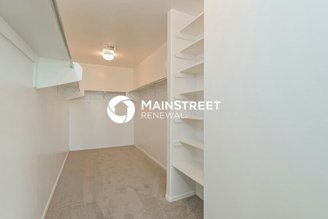 Building Photo - 5090 E Butterweed Dr