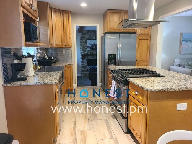 Building Photo - 1222 Rama Rd