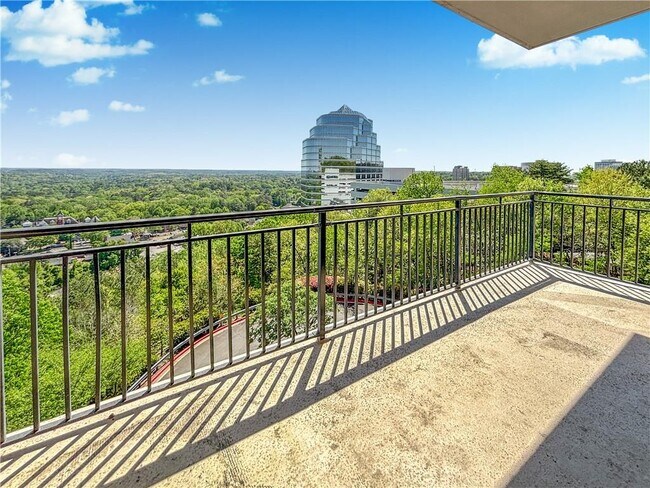 Building Photo - 2950 Mt Wilkinson Pkwy SE