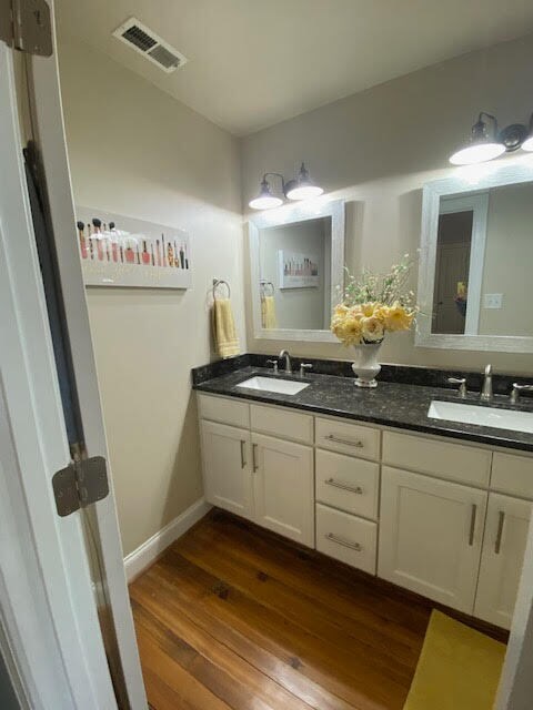 Building Photo - 813 Brewer Ave