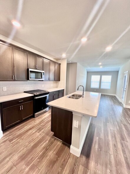 Building Photo - 2367 Aspen Hl Dr