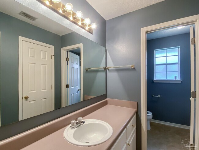 Building Photo - 9121 Sebring Dr