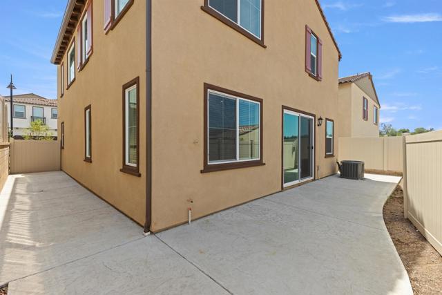 Building Photo - 895 Brookdale Dr