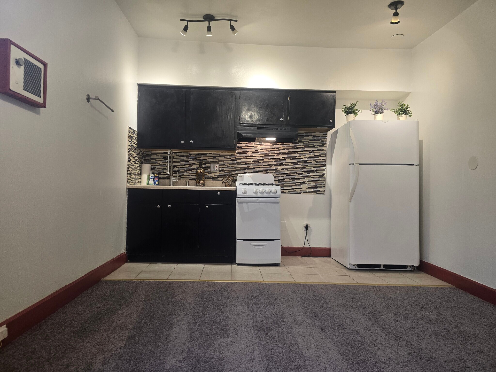 Building Photo - 1622 Bainbridge St