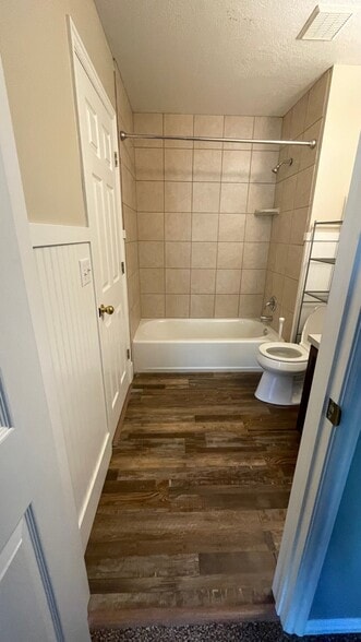 upstairs full bathroom - 1274 S 170 W
