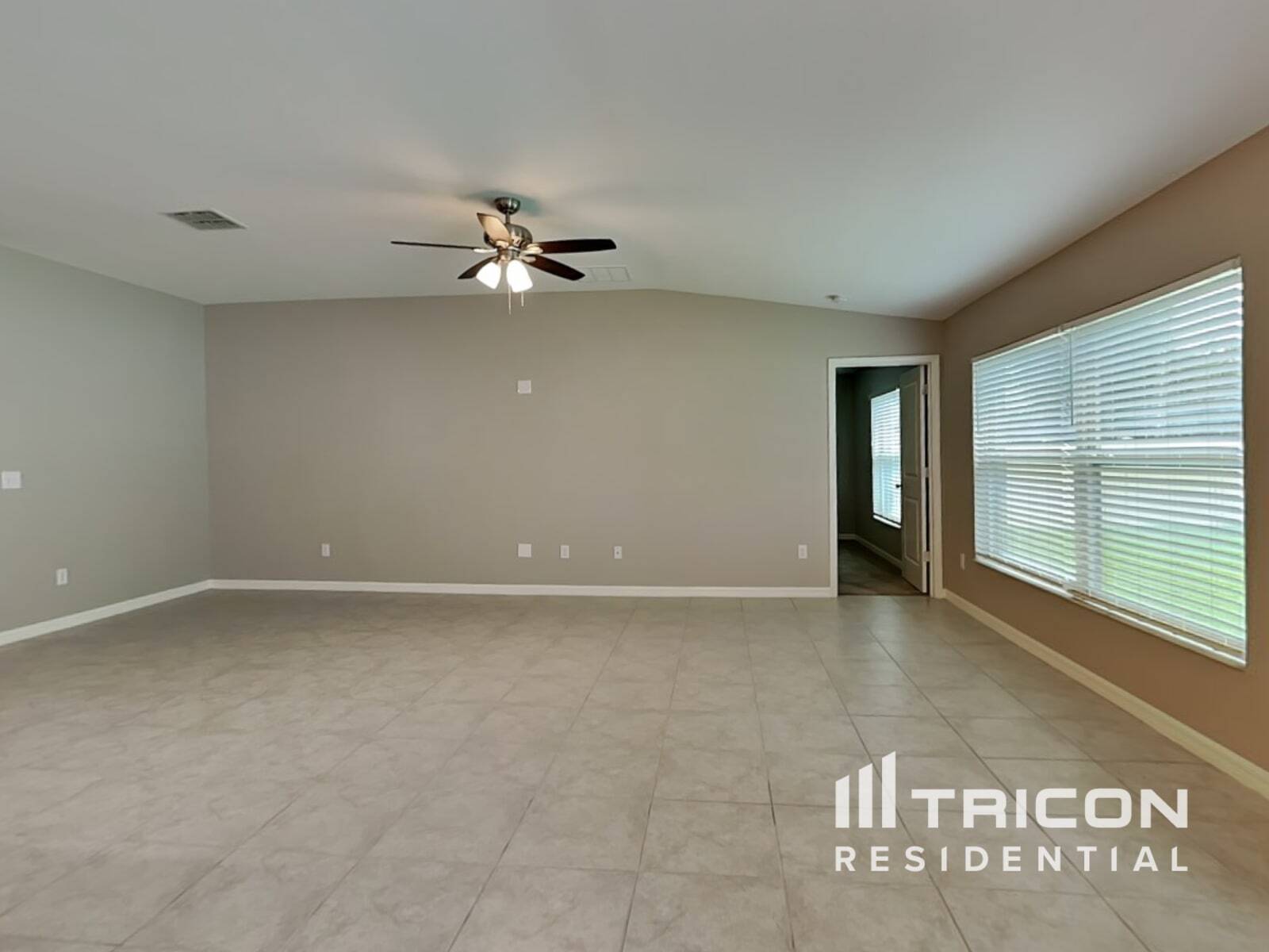 Building Photo - 4128 Salt Springs Ln