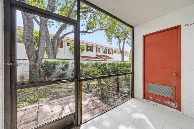 Building Photo - 2376 NW 89th Dr