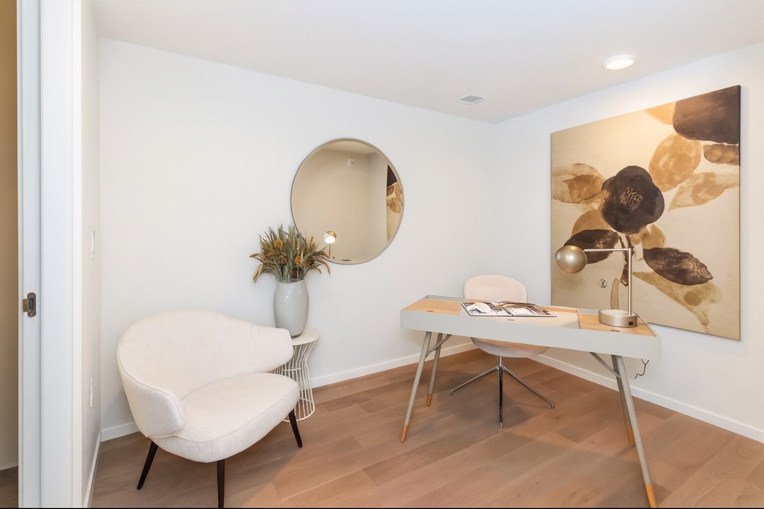 Building Photo - 230 7th St