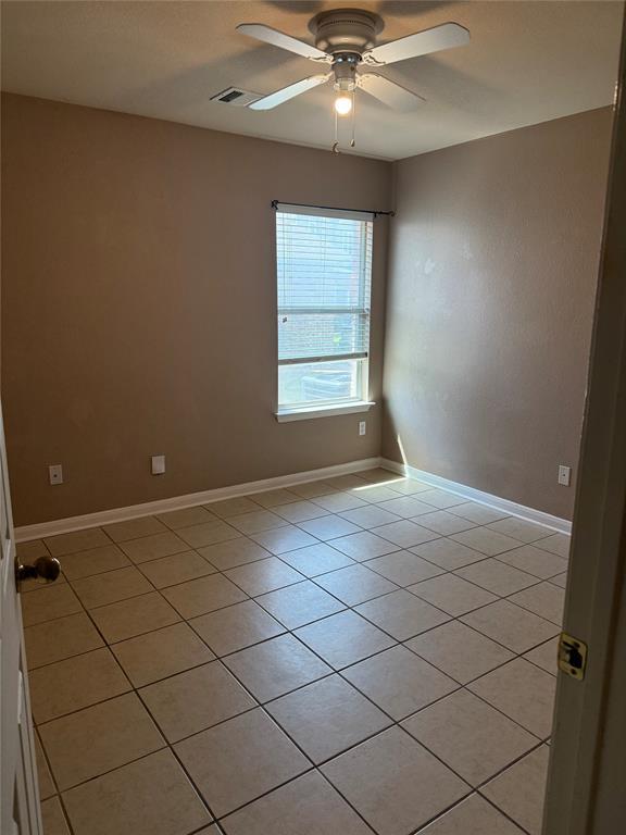 Building Photo - 1314 Tumbling River Dr