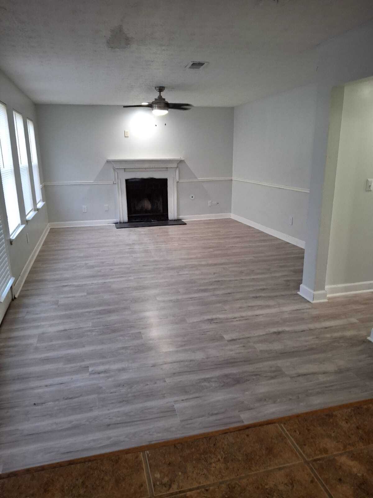 Building Photo - 518 Thomas Downs Way