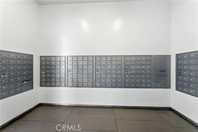 Building Photo - 1234 Wilshire Blvd