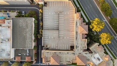 Building Photo - 24505 Town Center Dr