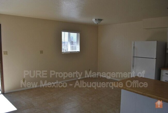 Building Photo - 1707 E 23rd St