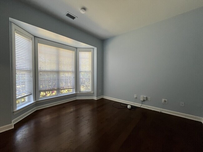 Building Photo - 10707 Pomerane Pl