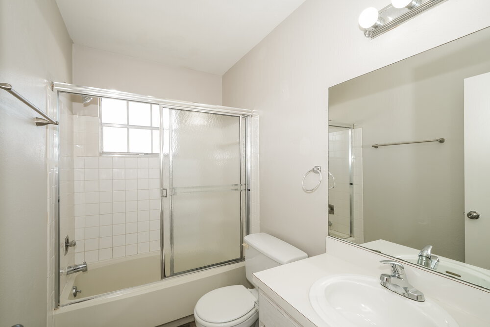 Building Photo - 5105 Chamber Ct