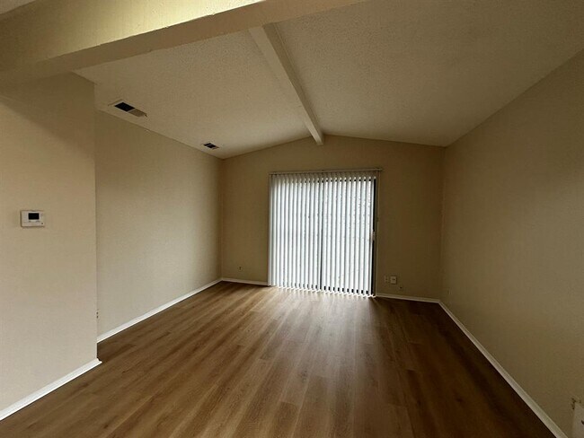 Building Photo - 5802 Emerald Forest Dr