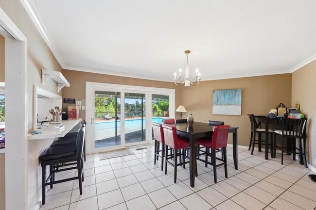 Building Photo - 25 Warmwood Way