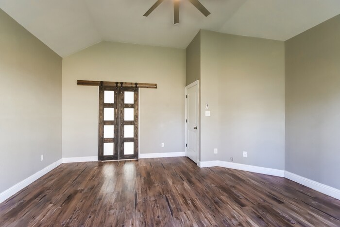 Building Photo - 3119 Hummingbird Ln