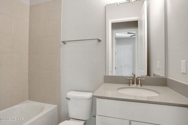 Building Photo - 78 Longridge Ln