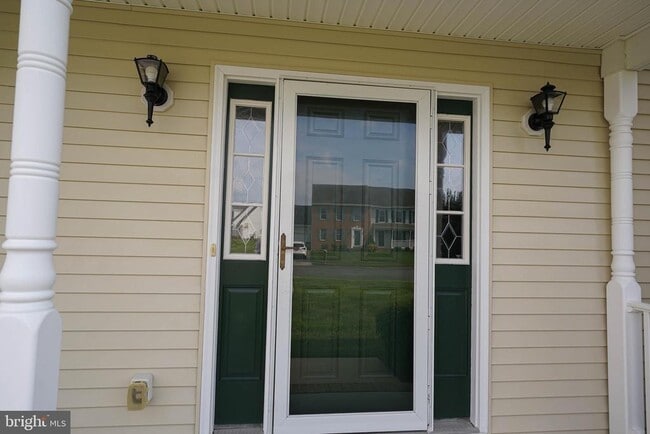 Building Photo - 1331 Aspen Dr