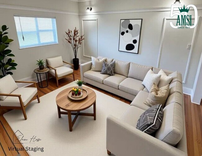 Building Photo - Sunlit 3-Bed, 2-Bath Home Steps from Balbo...