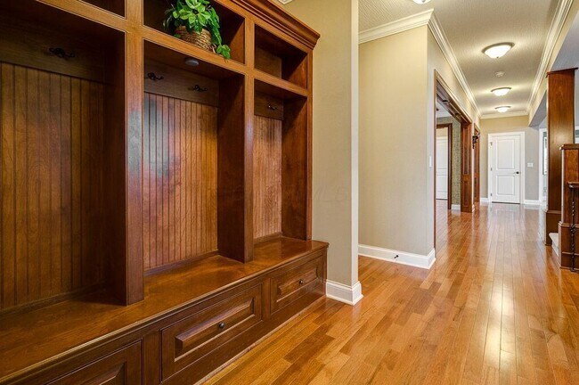 Building Photo - 6884 Ballantrae Pl