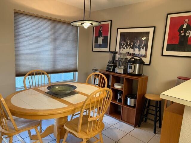 Building Photo - 726 Vista Lago Dr N