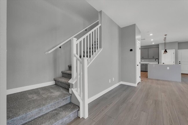Building Photo - 514 Fairview Hills St