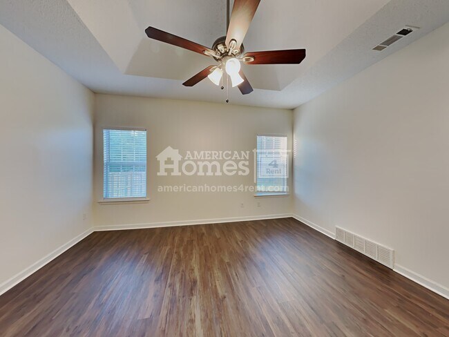 Building Photo - 6778 Whitten View Lane